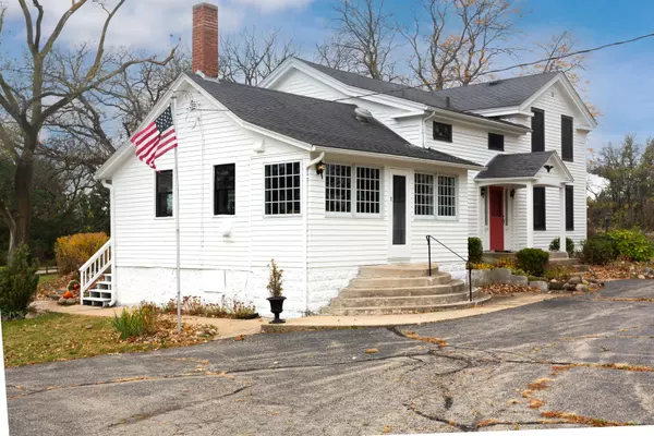 Woodstock, IL 60098,Address not disclosed