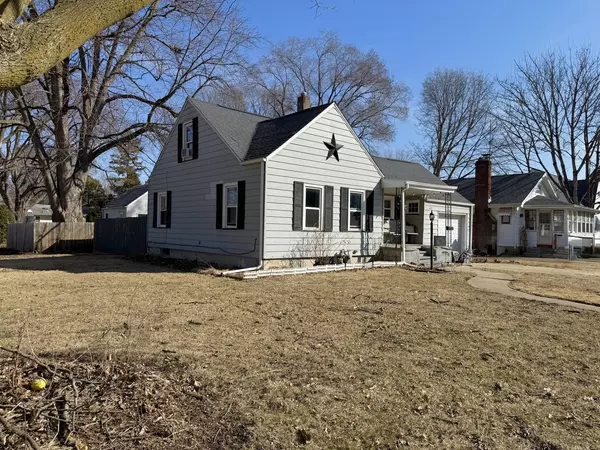 Sterling, IL 61081,614 W 9th ST