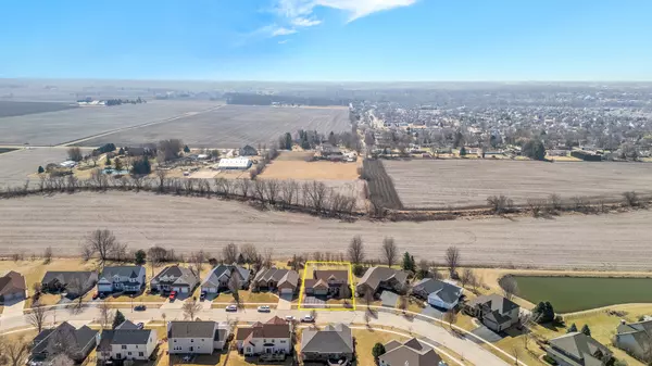 Sycamore, IL 60178,434 John Marshall LN