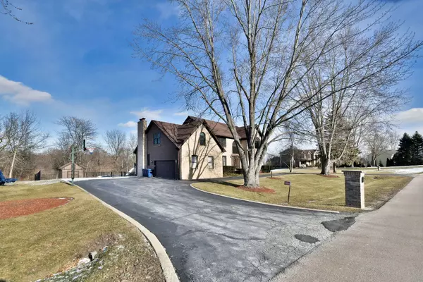 St. Charles, IL 60175,40w668 S Bridle Creek DR