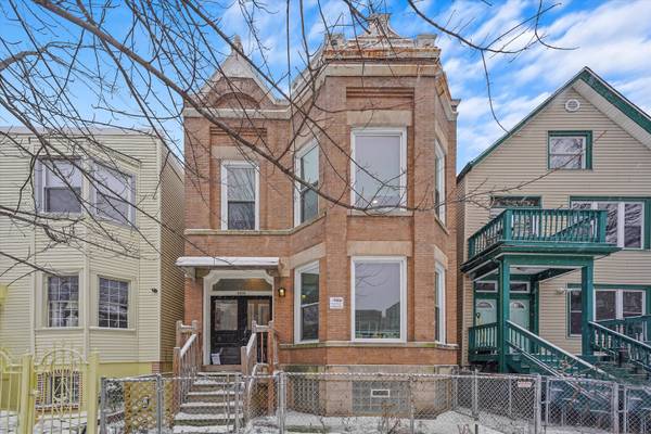 2019 N Sawyer AVE, Chicago, IL 60647