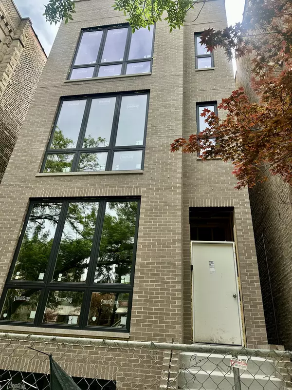 2127 N Racine AVE #2, Chicago, IL 60614