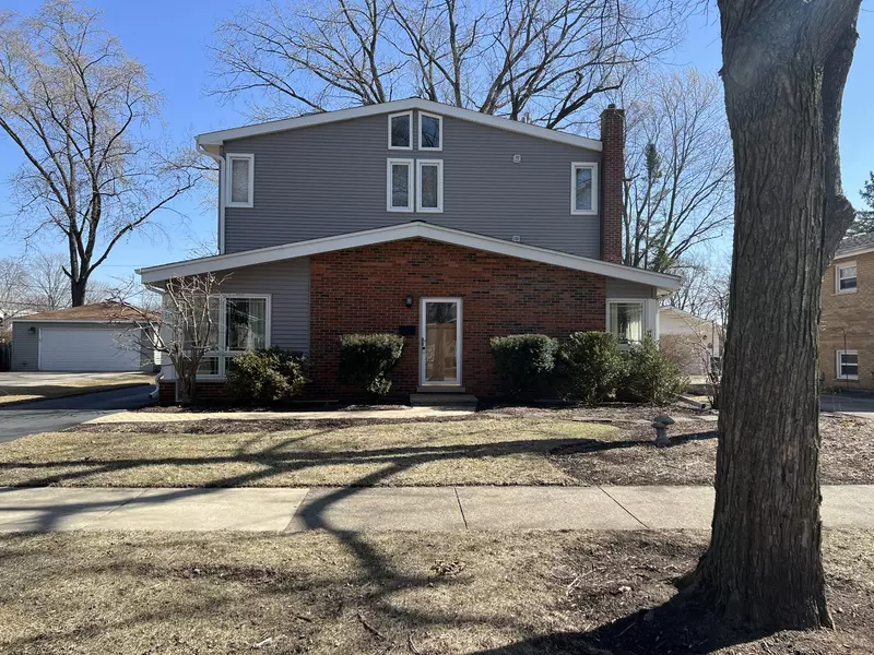 Arlington Heights, IL 60004
