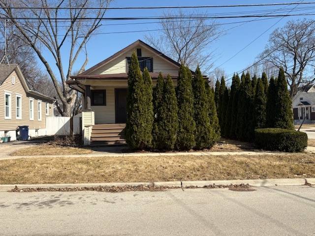 229 Moseley ST, Elgin, IL 60123