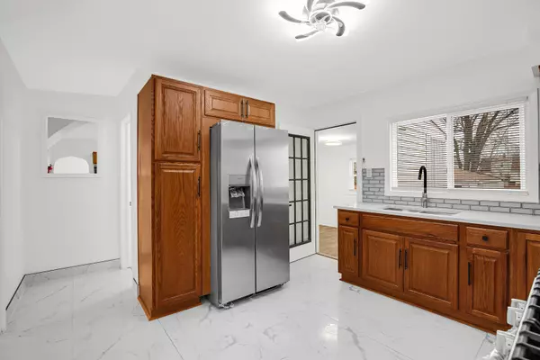 Dolton, IL 60419,514 E 144th PL
