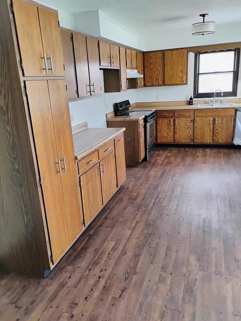 Urbana, IL 61802,1604 Kingston DR #0