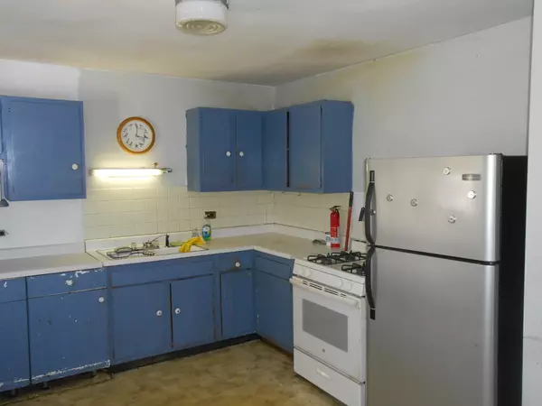 Hanover Park, IL 60133,6710 APPLETREE ST