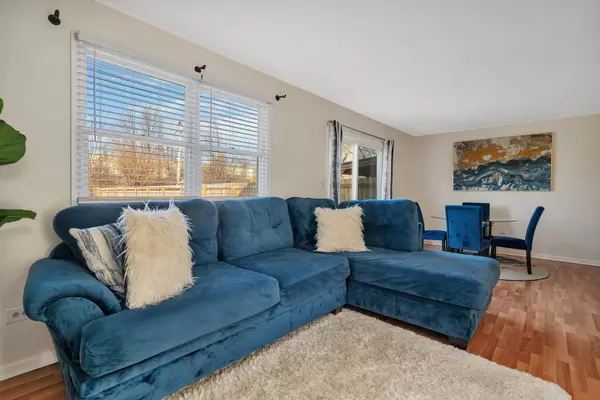 Shorewood, IL 60404,403 S Raven RD