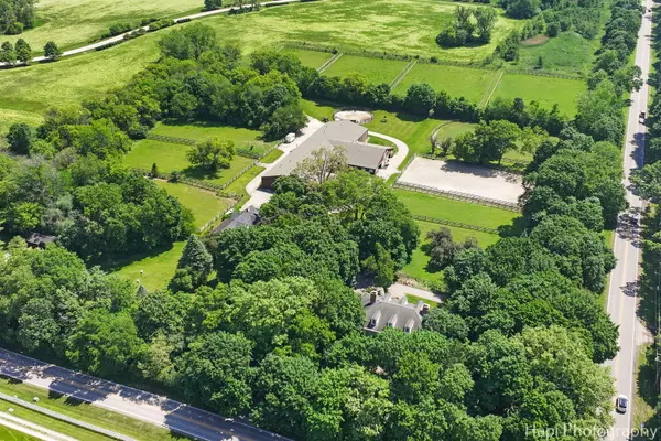 Barrington Hills, IL 60010,23 W County Line RD