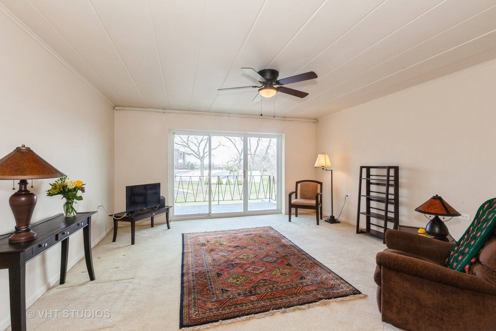 Downers Grove, IL 60515,2800 Maple AVE #33C