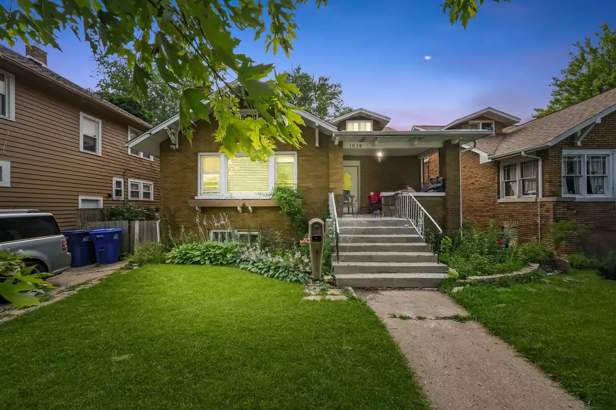 Waukegan, IL 60085,1030 N Ash ST