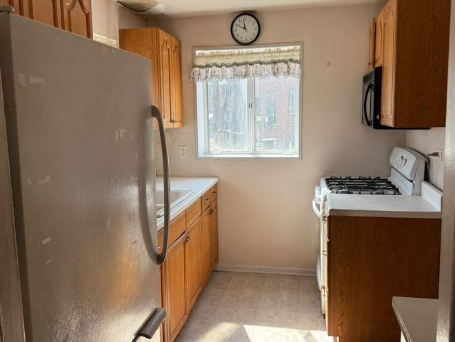 Park Forest, IL 60466,321 Dogwood ST