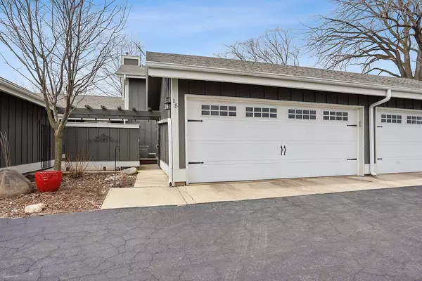 Sugar Grove, IL 60554,15 W Windsor CT