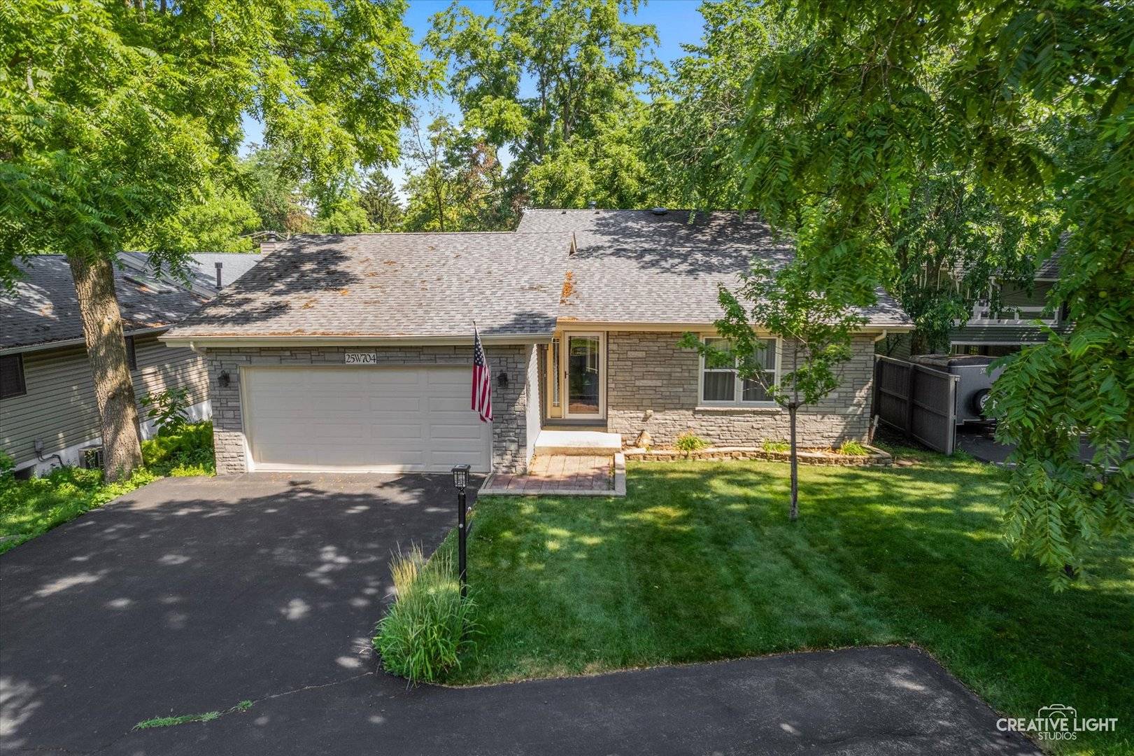 Wheaton, IL 60187,25W704 Jewell RD