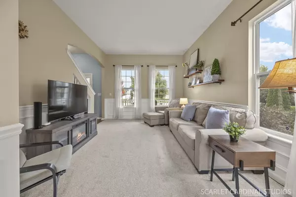 Yorkville, IL 60560,3183 Pinewood DR