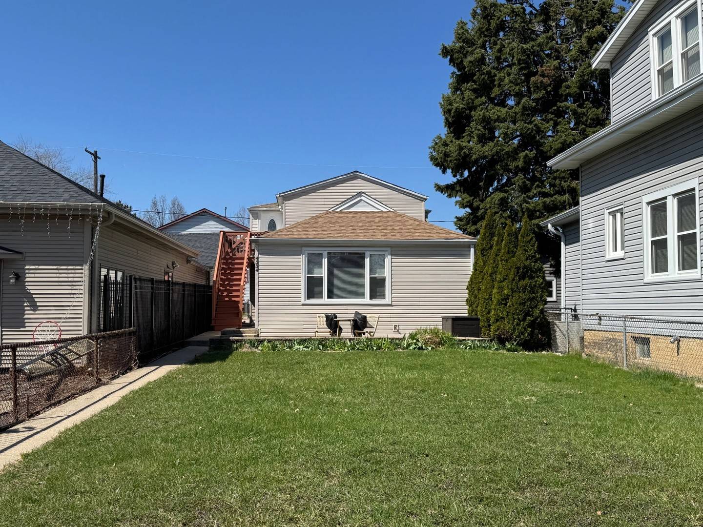 4334 N NEWCASTLE AVE #2, Harwood Heights, IL 60706