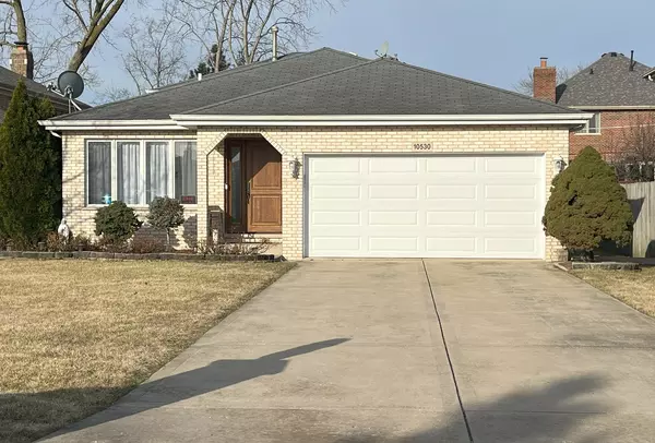 10530 S 83rd AVE, Palos Hills, IL 60465