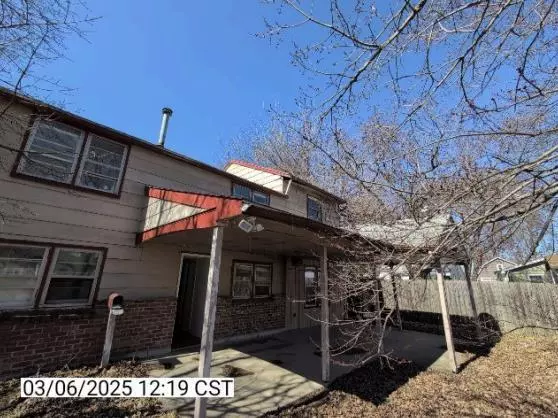 1209 S 14th ST, Mattoon, IL 61938