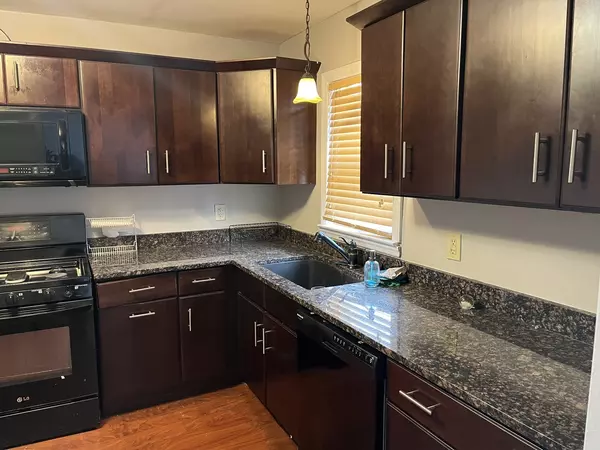 Chicago, IL 60643,9857 S Charles ST