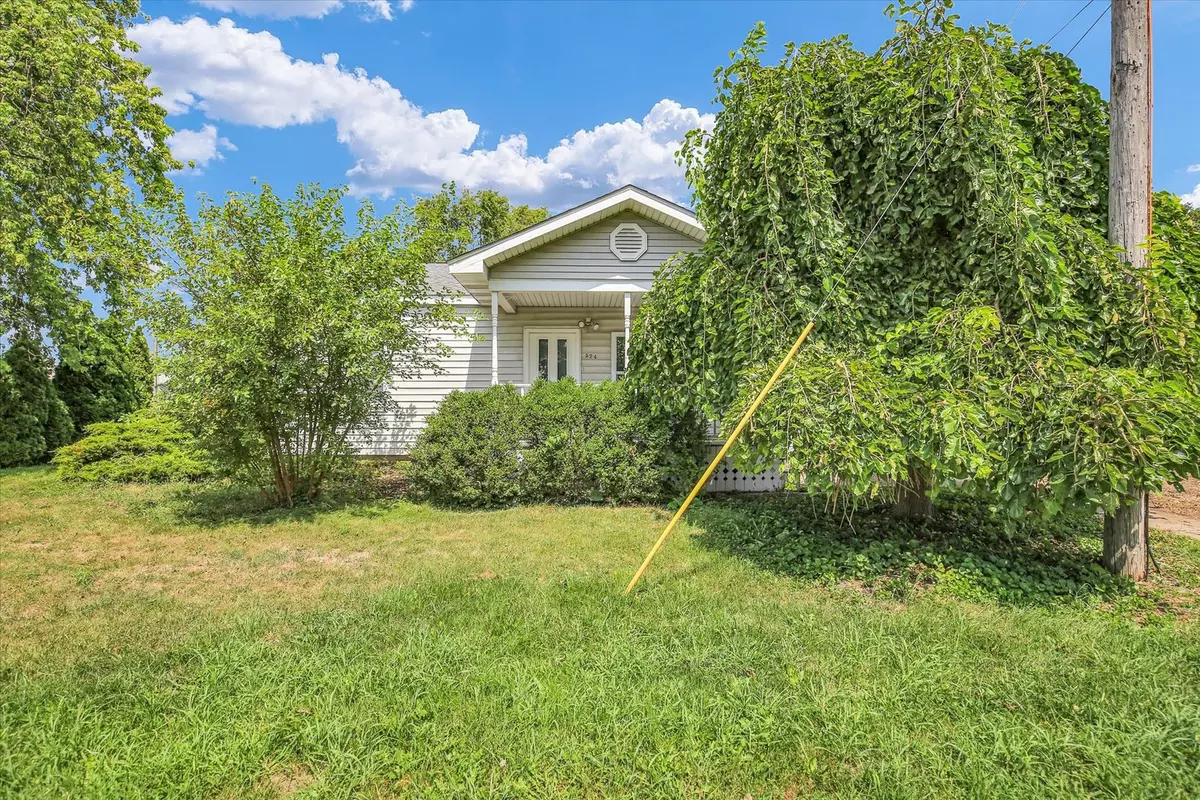 Gibson City, IL 60936,324 W 6th ST