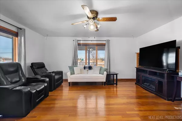 Dekalb, IL 60115,2050 E Lincoln HWY