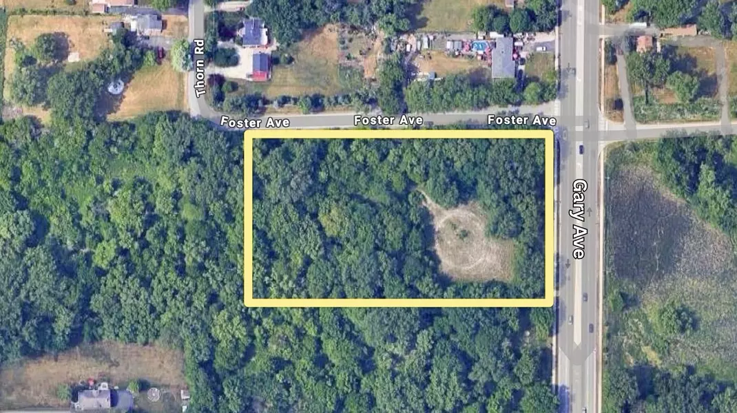 Lot Foster AVE, Roselle, IL 60172