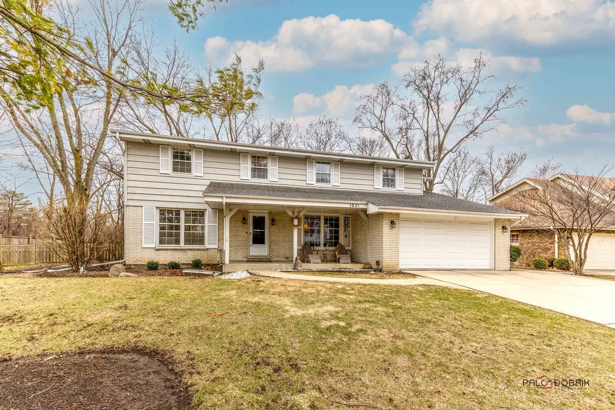 Northbrook, IL 60062,1621 Longvalley DR