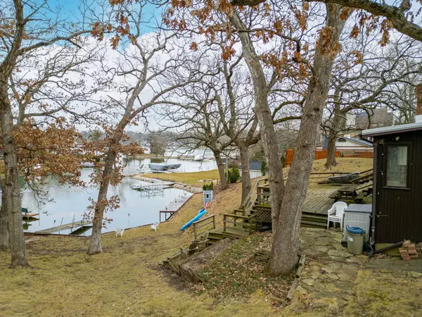 Wonder Lake, IL 60097,7920 Island LN