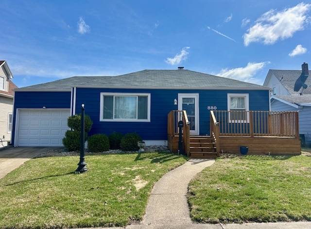 880 S 4th AVE, Kankakee, IL 60901