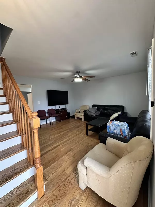 Bolingbrook, IL 60440,263 Blackberry DR