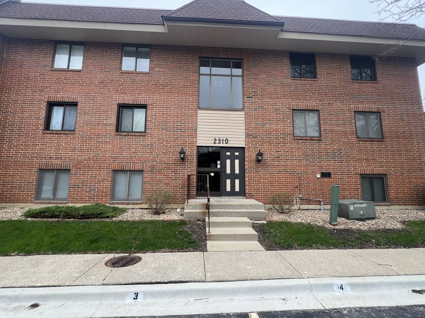 2310 Woodbridge WAY #2A, Lombard, IL 60148
