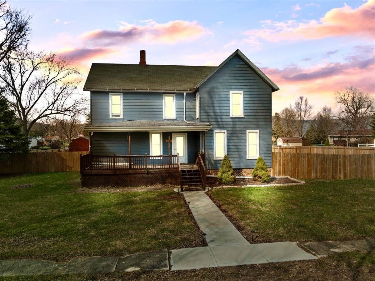 604 E Hickory ST, Chatsworth, IL 60921