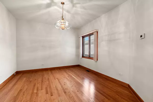 Orland Park, IL 60467,16717 Summercrest AVE