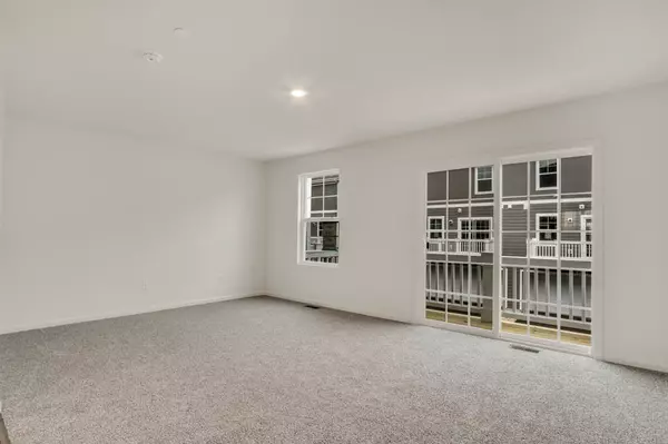 St. Charles, IL 60174,366 Bridgeview CT