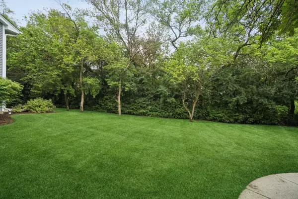 Deerfield, IL 60015,1314 Barclay LN #1314