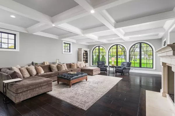 Naperville, IL 60563,1017 Royal Bombay CT