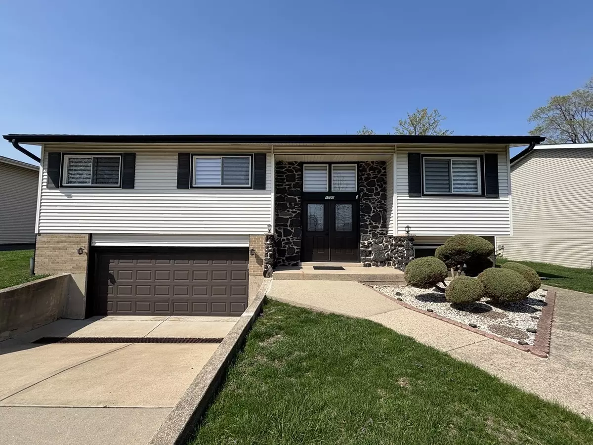 Addison, IL 60101,1700 W Byron AVE