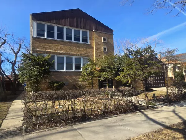 Chicago, IL 60659,6304 N Troy ST
