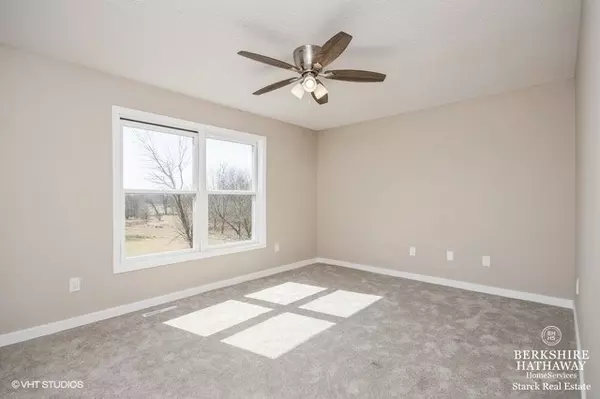 Farmer City, IL 61842,1301 W Clinton AVE