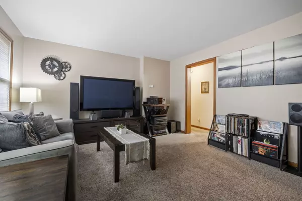 Joliet, IL 60436,521 Irene ST