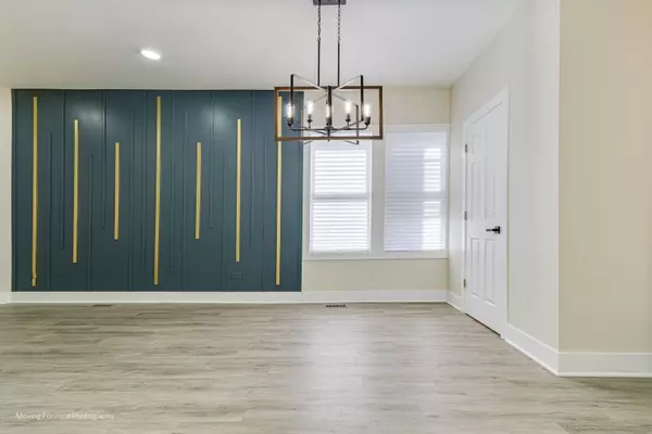 Chicago, IL 60628,11920 S Parnell AVE