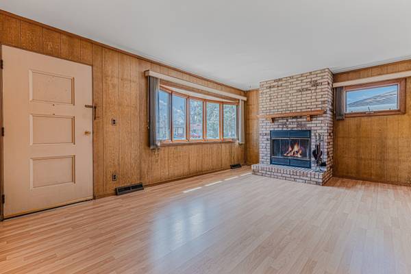 Waukegan, IL 60085,2208 W Glen Flora AVE