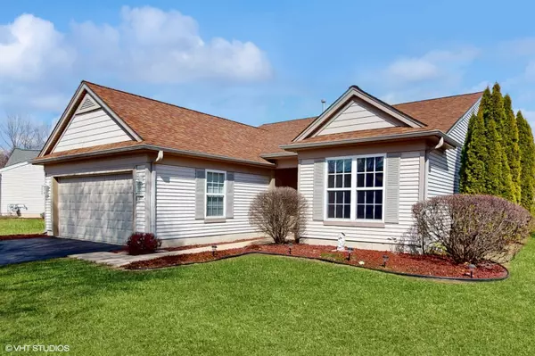 Huntley, IL 60142,12392 Rolling Meadows LN