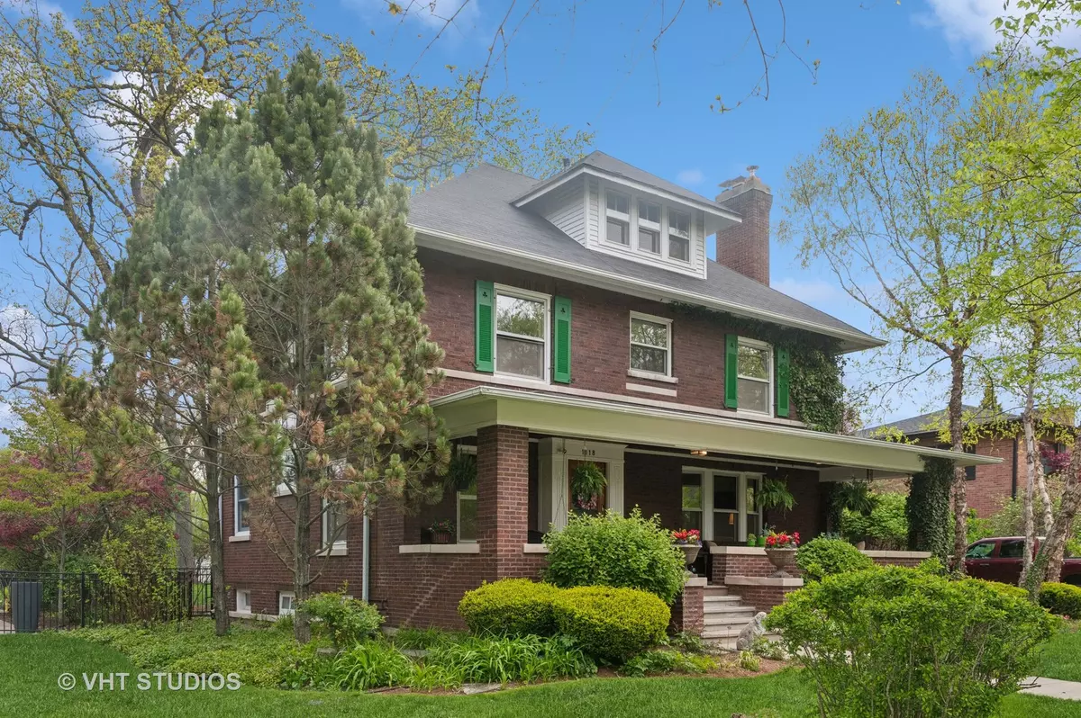 Wilmette, IL 60091,1118 Forest AVE