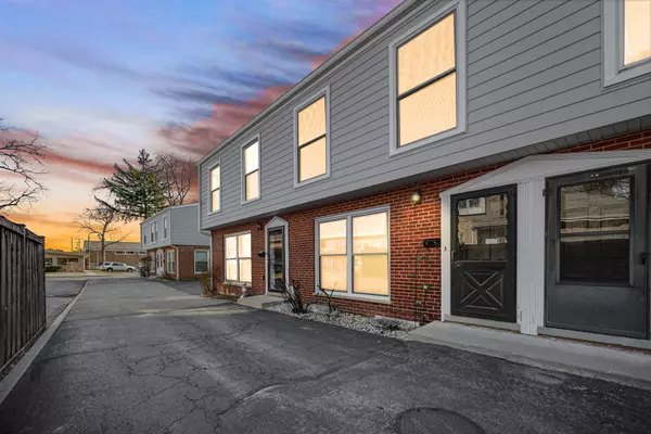 911 Waukegan RD #A, Deerfield, IL 60015