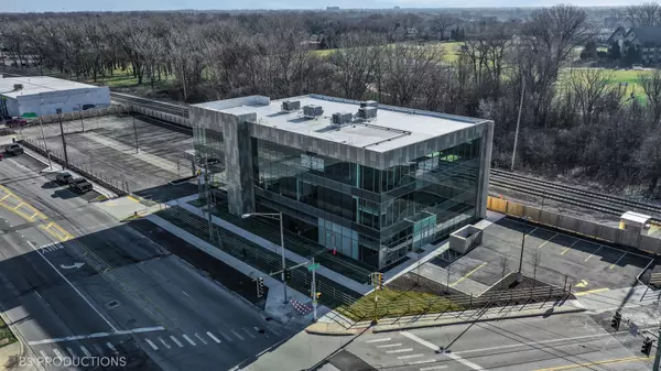 Oak Lawn, IL 60453,4457 Southwest HWY