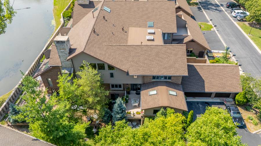 Hinsdale, IL 60521,1210 Hawthorne LN