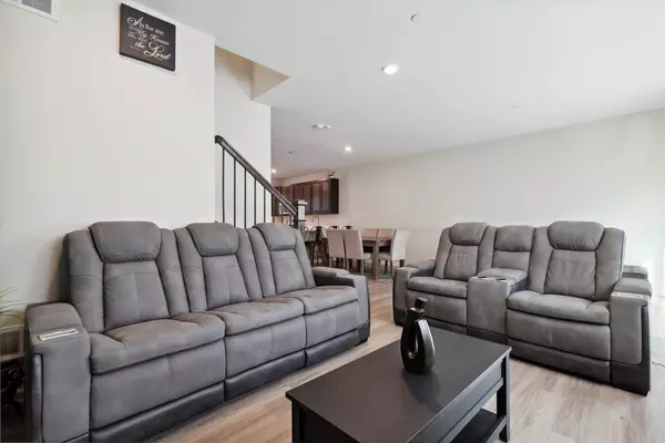 Chicago Ridge, IL 60415,10306 Kerry Ridge CT