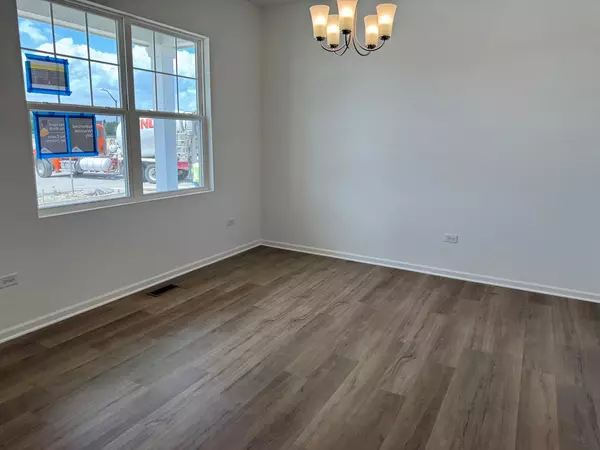 Oswego, IL 60543,640 Henry LN