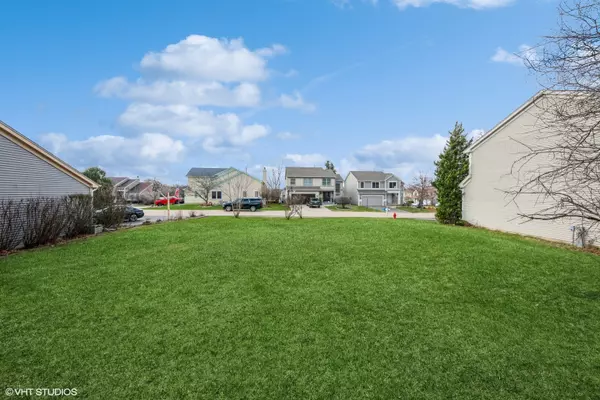 Round Lake Park, IL 60073,777 Waterview DR